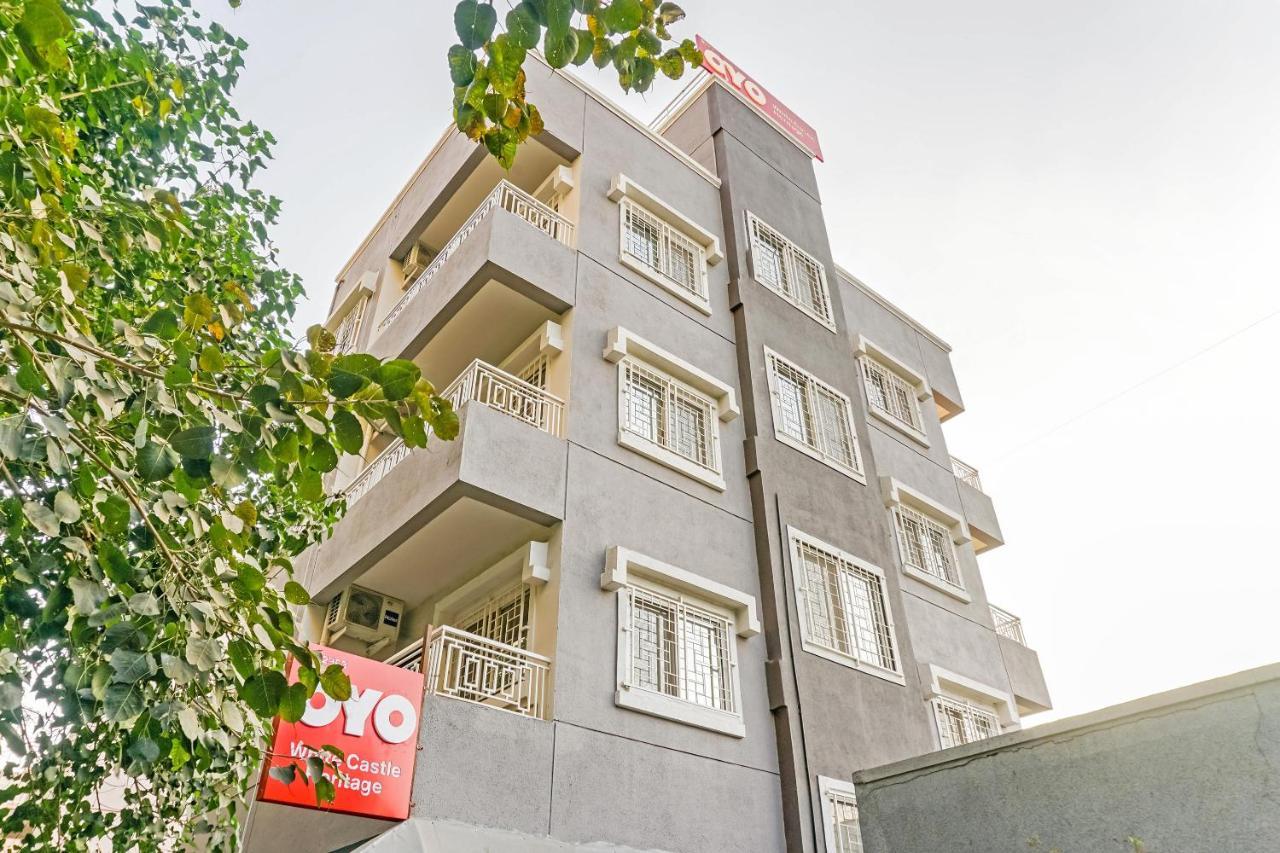 Oyo22963白色城堡传统酒店 浦那 外观 照片